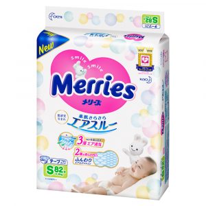 Підгузки Merries, розмір S, 4-8 кг, 82 шт